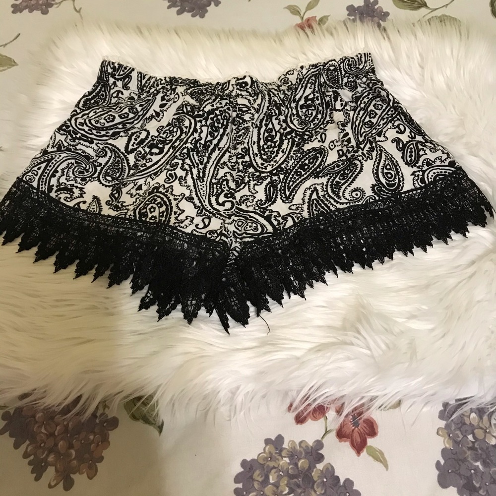 Love & love shorts